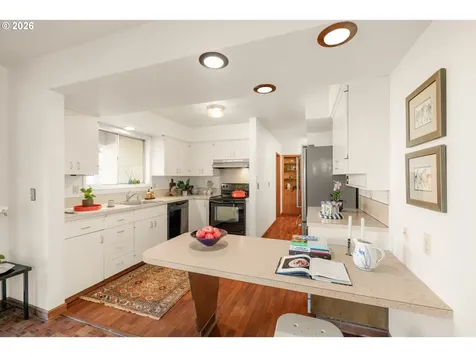 15235 NE Clackamas Street Portland OR 97230