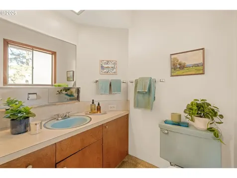 15235 NE Clackamas Street Portland OR 97230