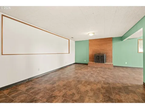 15235 NE Clackamas Street Portland OR 97230