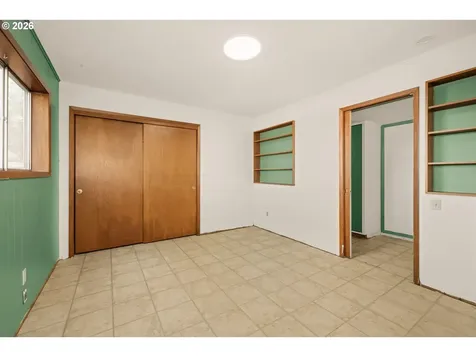 15235 NE Clackamas Street Portland OR 97230