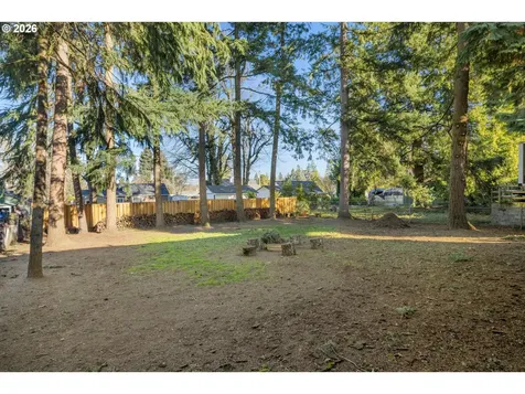 15235 NE Clackamas Street Portland OR 97230