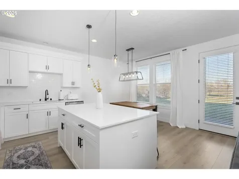 1605 NW 5th Battle Ground WA 98604