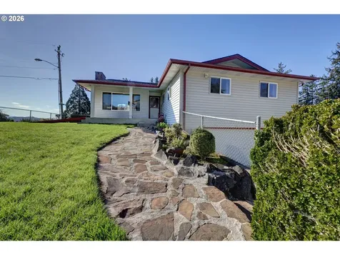 395 Cumberland Street Astoria OR 97103