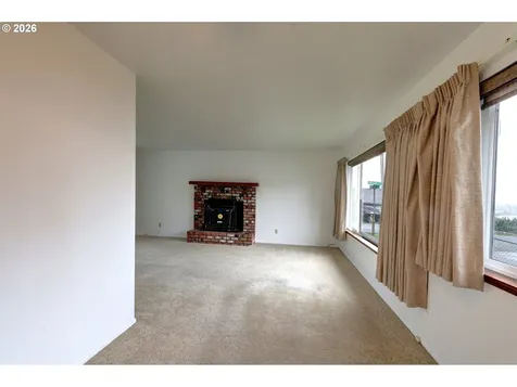 395 Cumberland Street Astoria OR 97103