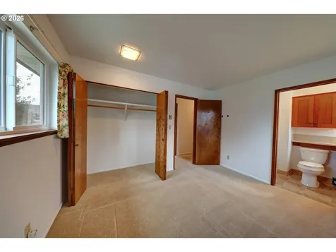 395 Cumberland Street Astoria OR 97103