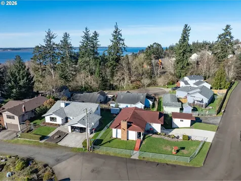 395 Cumberland Street Astoria OR 97103