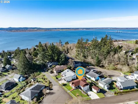 395 Cumberland Street Astoria OR 97103