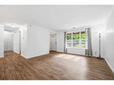 1211 SE 212th Avenue Gresham OR 97030