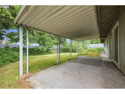 1211 SE 212th Avenue Gresham OR 97030