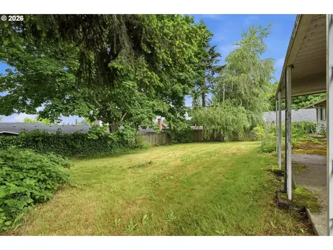 1211 SE 212th Avenue Gresham OR 97030