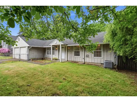 1211 SE 212th Avenue Gresham OR 97030