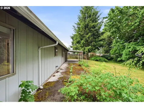 1211 SE 212th Avenue Gresham OR 97030