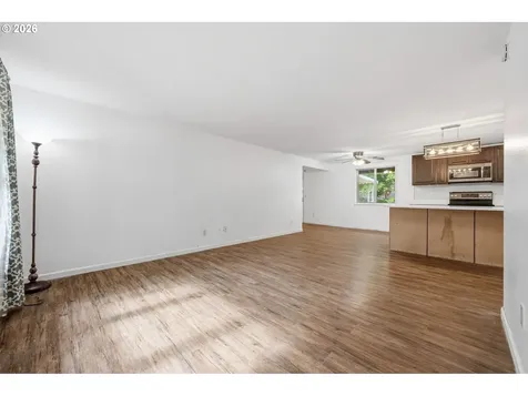 1211 SE 212th Avenue Gresham OR 97030