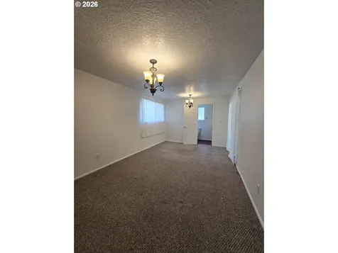 1289 Astor Way Woodburn OR 97071