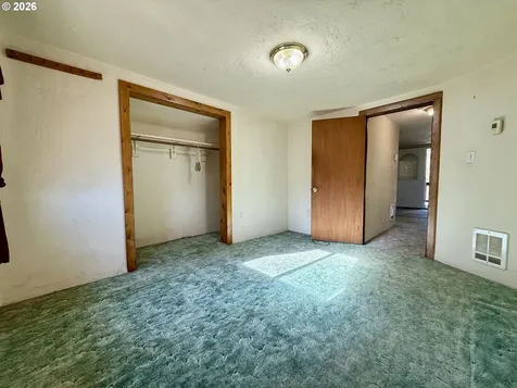 91566 Dolezal Lane Coos Bay OR 97420