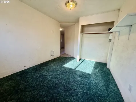 91566 Dolezal Lane Coos Bay OR 97420
