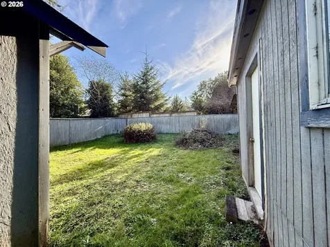 91566 Dolezal Lane Coos Bay OR 97420