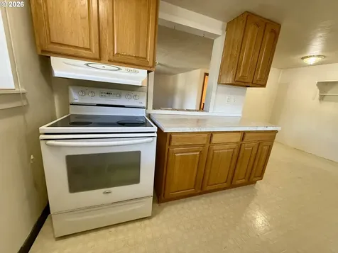 91566 Dolezal Lane Coos Bay OR 97420