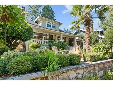 553 NE 43rd Avenue Portland OR 97213