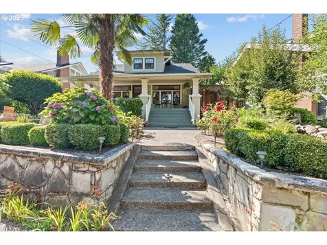 553 NE 43rd Avenue Portland OR 97213