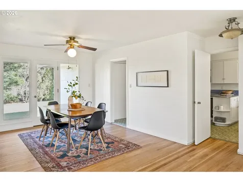 362 NE 9th Place Hillsboro OR 97124