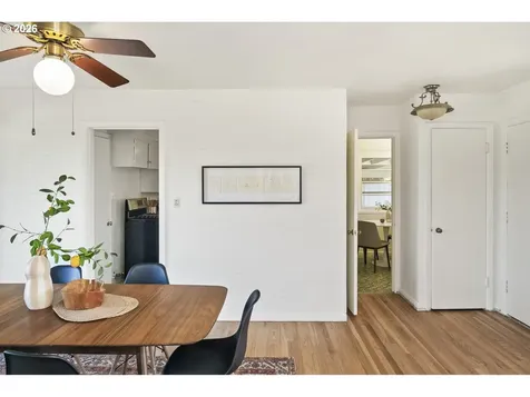 362 NE 9th Place Hillsboro OR 97124