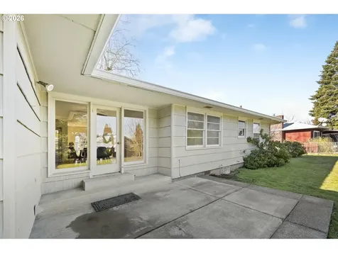 362 NE 9th Place Hillsboro OR 97124