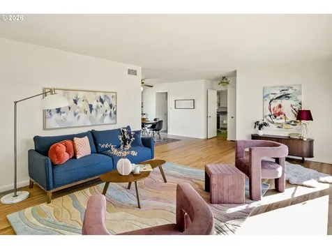 362 NE 9th Place Hillsboro OR 97124