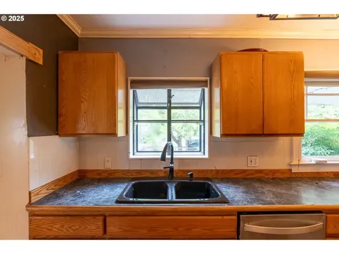 5339 SE 70th Avenue Portland OR 97206