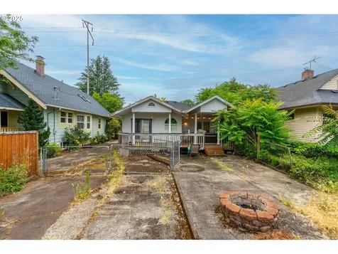 5339 SE 70th Avenue Portland OR 97206