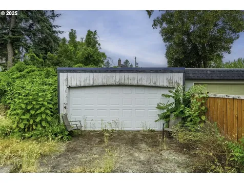 5339 SE 70th Avenue Portland OR 97206
