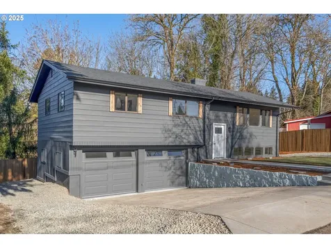875 E 4th Street La Center WA 98629