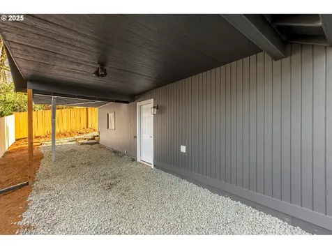 875 E 4th Street La Center WA 98629