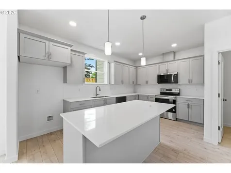 4752 N Vanderbilt Street Portland OR 97203