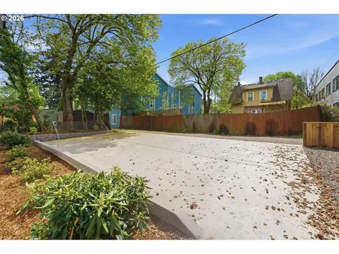 4752 N Vanderbilt Street Portland OR 97203