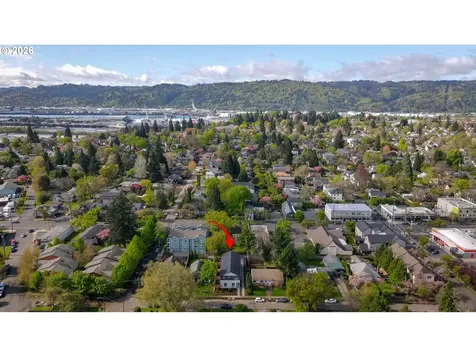 4752 N Vanderbilt Street Portland OR 97203
