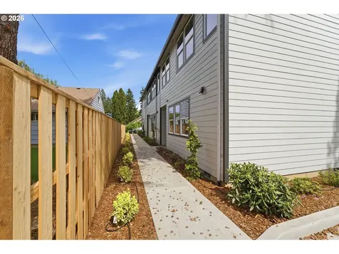 4752 N Vanderbilt Street Portland OR 97203