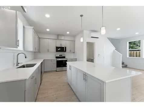 4752 N Vanderbilt Street Portland OR 97203