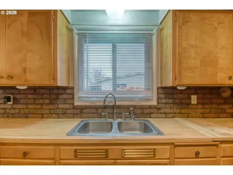 321 NE 42nd Street Pendleton OR 97801