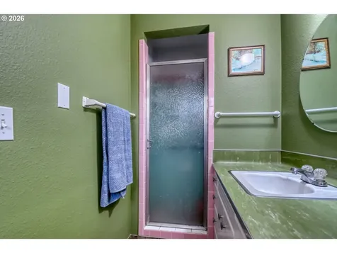 321 NE 42nd Street Pendleton OR 97801