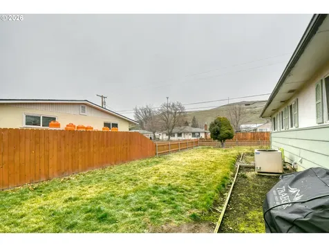 321 NE 42nd Street Pendleton OR 97801