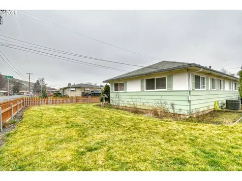 321 NE 42nd Street Pendleton OR 97801