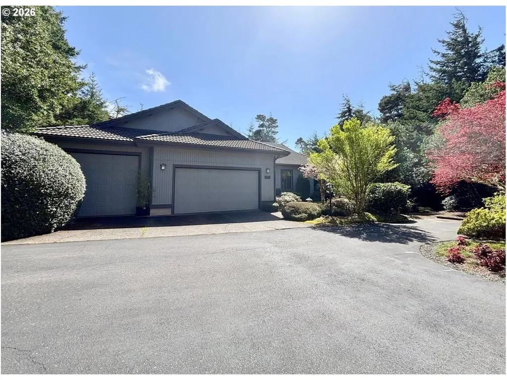 5009 Kelsie Court Florence OR 97439