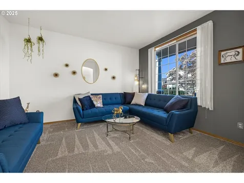 15562 SE Melinda Court Damascus OR 97089