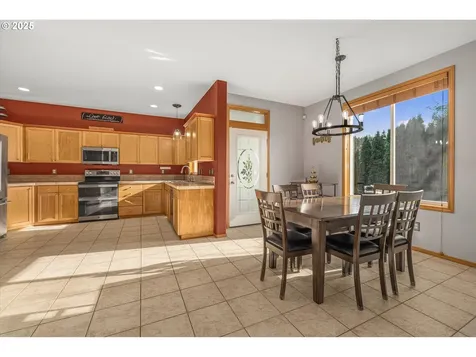 15562 SE Melinda Court Damascus OR 97089
