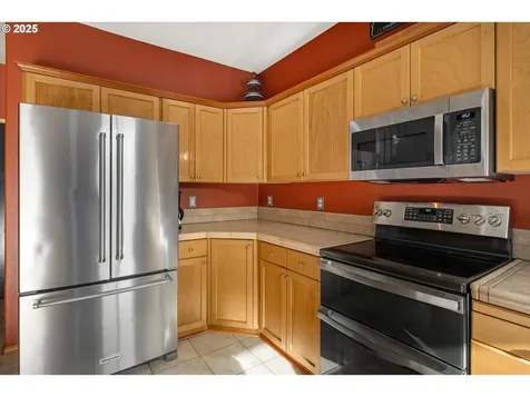 15562 SE Melinda Court Damascus OR 97089