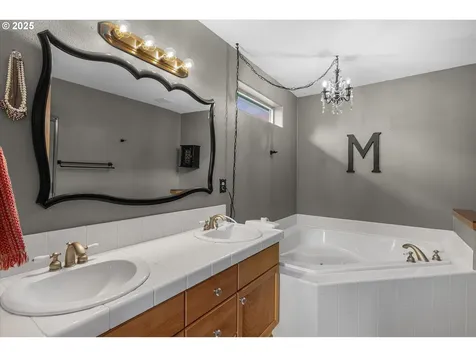 15562 SE Melinda Court Damascus OR 97089