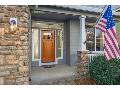 15562 SE Melinda Court Damascus OR 97089