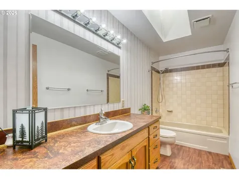17 SE Kirk Avenue Pendleton OR 97801
