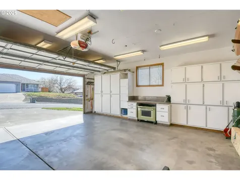 17 SE Kirk Avenue Pendleton OR 97801